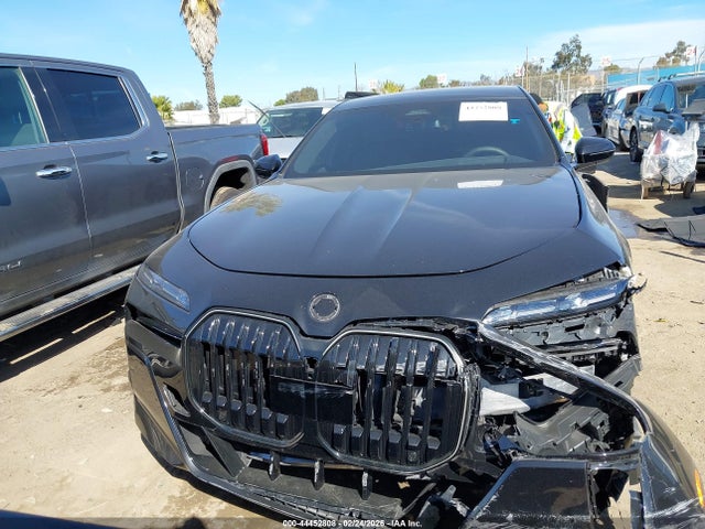 Продажа на аукционе авто 2025 Bmw 740i, vin: WBA23EH03SCV51104, номер лота: 44452808