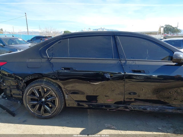 Продажа на аукционе авто 2025 Bmw 740i, vin: WBA23EH03SCV51104, номер лота: 44452808