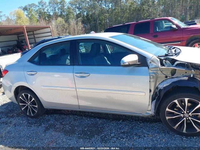 Toyota COROLLA SE 2018 5YFBURHEXJP838030 Image 14