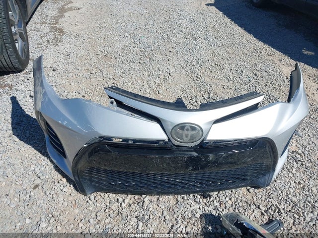 Toyota COROLLA SE 2018 5YFBURHEXJP838030 Image 12