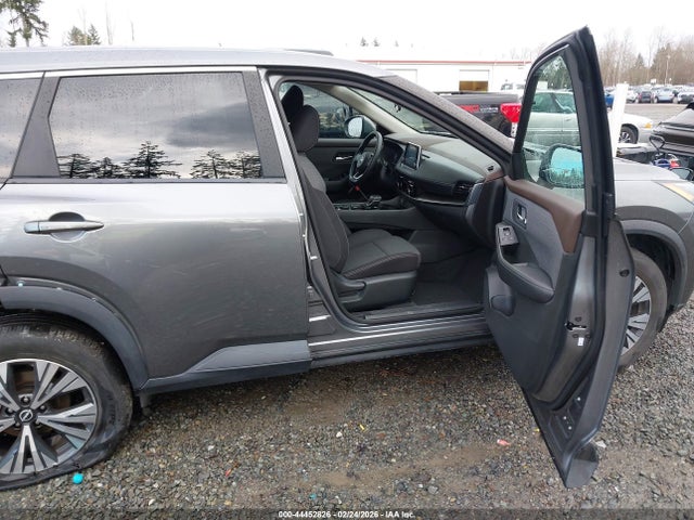 5N1BT3BB4NC688313 Nissan Rogue Sv Intelligent Awd