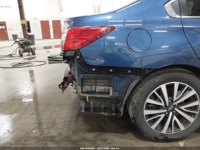 4S3BNAF68K3022938 Subaru Legacy 2.5i Premium
