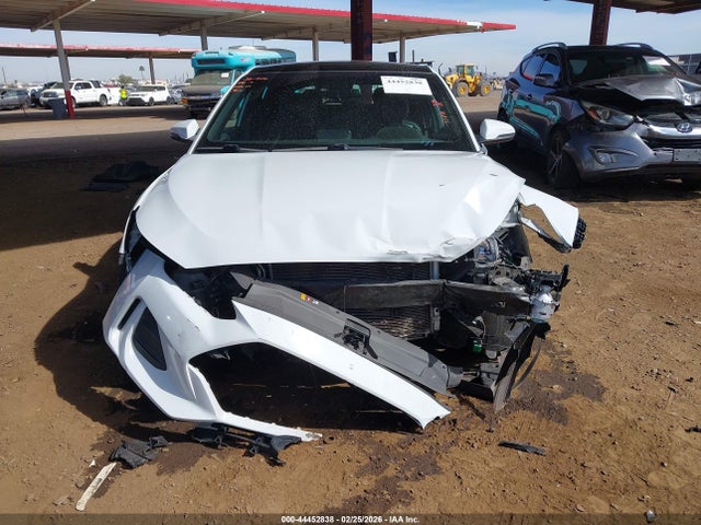 KMHTG6AF8KU003542 Hyundai Veloster 2.0 Premium