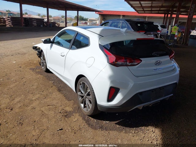 KMHTG6AF8KU003542 Hyundai Veloster 2.0 Premium