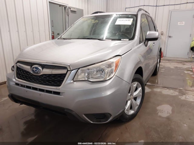 44452848 :رقم المزاد ، JF2SJADC2FH500558 vin ، 2015 Subaru Forester 2.5i Premium مزاد بيع