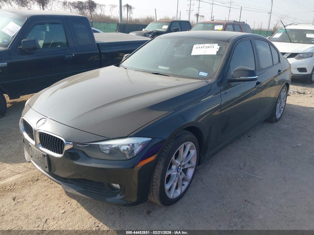 WBA3B1G50ENS78001 BMW 320i