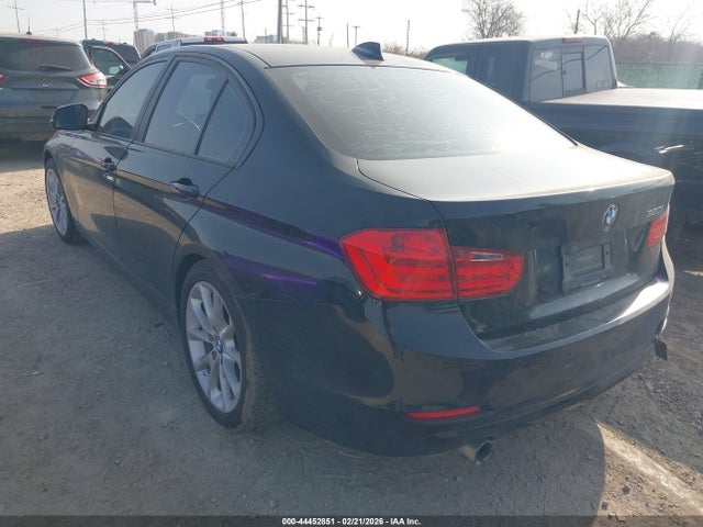 WBA3B1G50ENS78001 BMW 320i