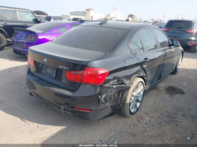 WBA3B1G50ENS78001 BMW 320i
