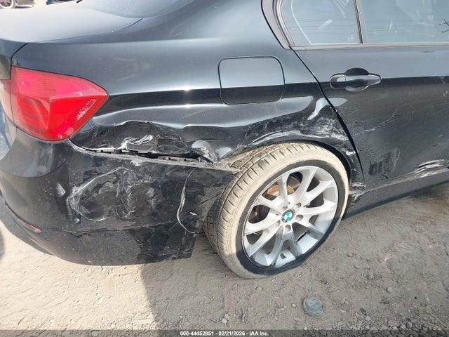 WBA3B1G50ENS78001 BMW 320i