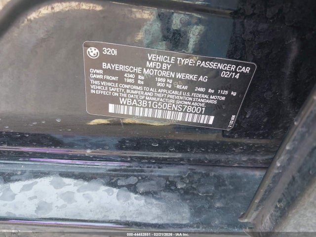 WBA3B1G50ENS78001 BMW 320i