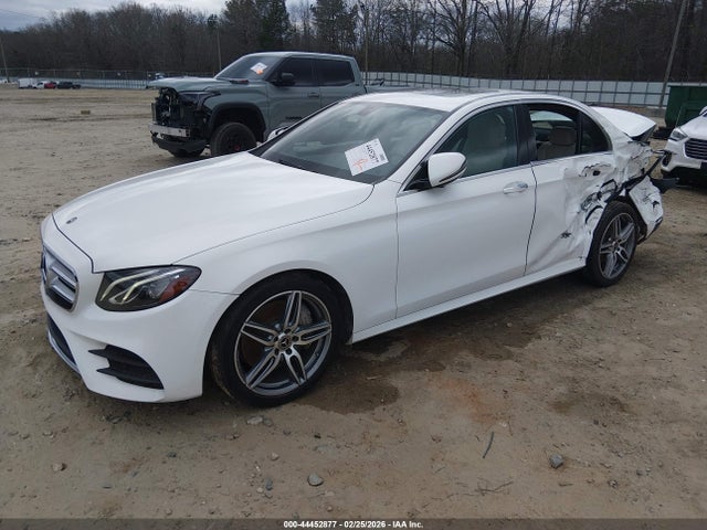 2019 MERCEDES-BENZ E 300 WDDZF4JB3KA525229 Photo 1