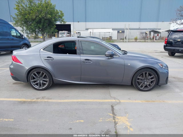 Продаж на аукціоні авто 2018 Lexus Is 300, vin: JTHBA1D21J5071301, номер лоту: 44452910