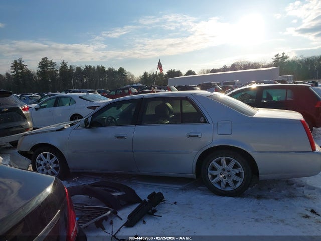 44452930 :رقم المزاد ، 1G6KH5E67BU113373 vin ، 2011 Cadillac Dts Premium Collection مزاد بيع