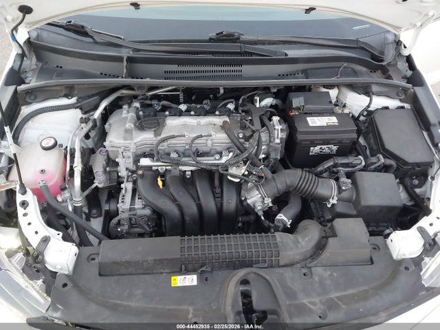 5YFEPMAE0MP210659 Toyota COROLLA LE