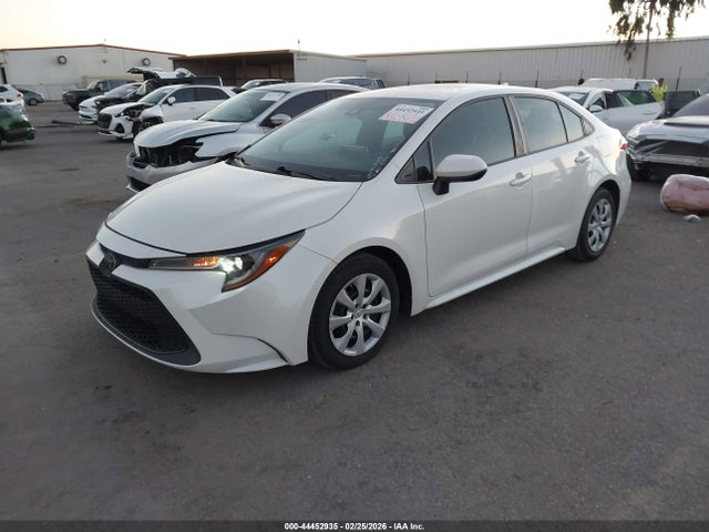 5YFEPMAE0MP210659 Toyota COROLLA LE