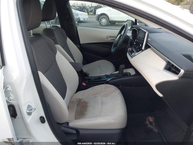 5YFEPMAE0MP210659 Toyota COROLLA LE