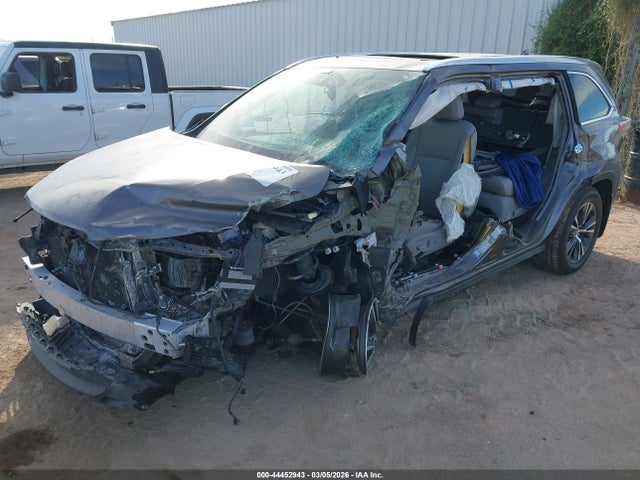 5TDKKRFH8GS503285 Toyota Highlander Xle V6