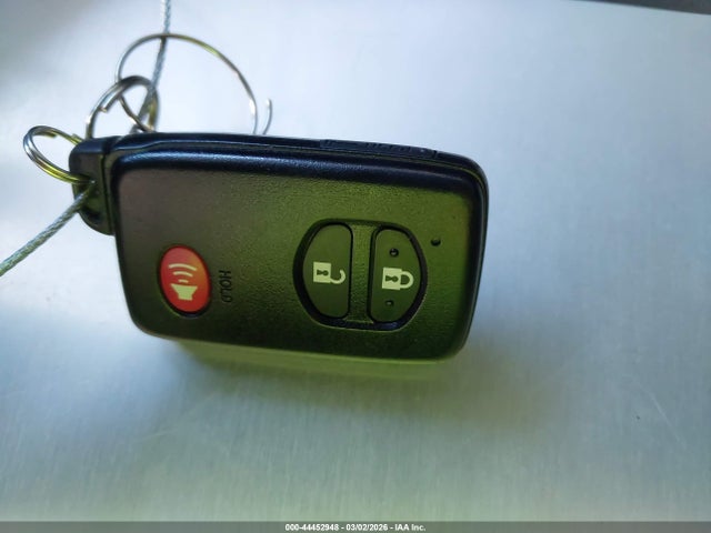 Toyota Prius Three 2015 JTDKN3DU9F0473235 Image 11