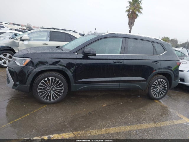 3VVEC7B25SM012604 Volkswagen Taos 1.5t Se