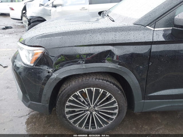3VVEC7B25SM012604 Volkswagen Taos 1.5t Se