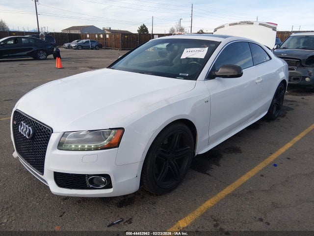 2011 AUDI S5 WAUCVAFR9BA047810 Photo 1