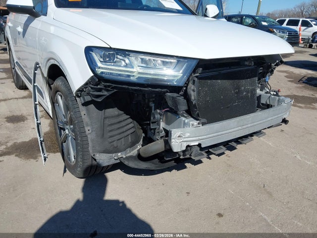 2019 Audi Q7 45 Premium/45 Se Premium მანქანა იყიდება აუქციონზე, vin: WA1LHAF77KD032997, აუქციონის ნომერი: 44452965