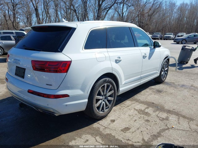 2019 AUDI Q7 WA1LHAF77KD032997 Photo 3