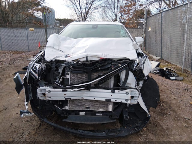44452982 :رقم المزاد ، 1GYKNDRS2JZ139088 vin ، 2018 Cadillac Xt5 Luxury مزاد بيع