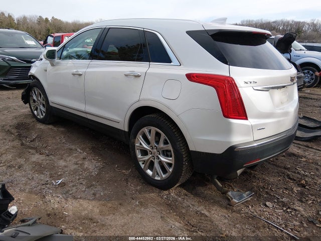 44452982 :رقم المزاد ، 1GYKNDRS2JZ139088 vin ، 2018 Cadillac Xt5 Luxury مزاد بيع