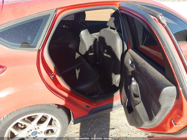 Ford FOCUS SE 2015 1FADP3K28FL326512 Image 8