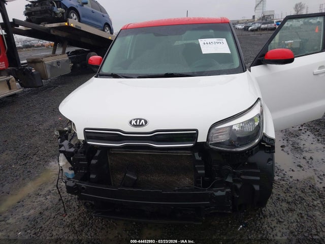KNDJP3A59J7598898 KIA SOUL +