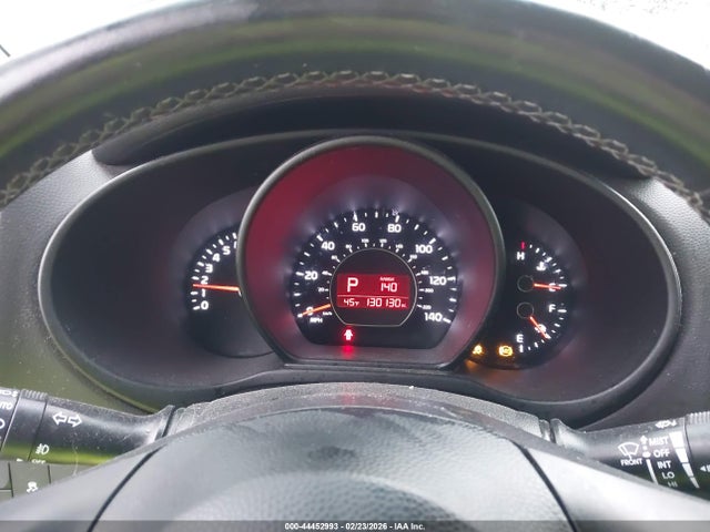 KNDJP3A59J7598898 KIA SOUL +