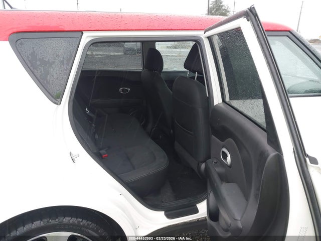 KNDJP3A59J7598898 KIA SOUL +