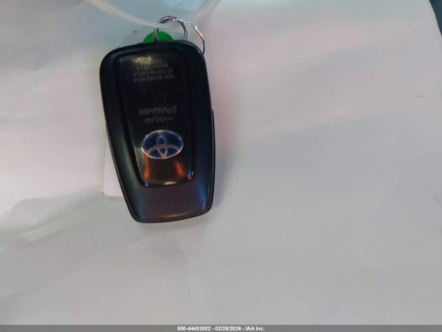 Toyota Prius Prime Xle 2022 JTDKAMFP1N3228970 Image 6