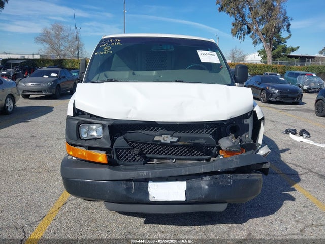 Chevrolet Express 2500 Work Van 2015 1GCWGFCF3F1253583 Image 12