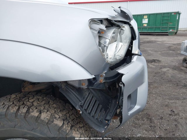 Toyota Tacoma Double Cab 2014 3TMLU4EN1EM146313 Image 18