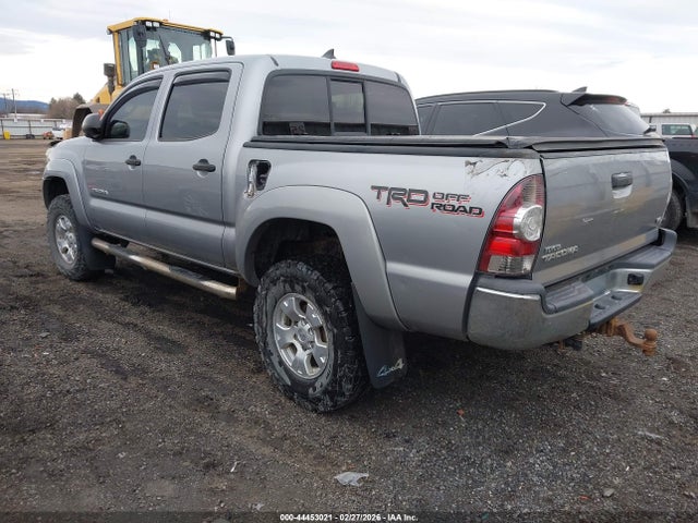Toyota Tacoma Double Cab 2014 3TMLU4EN1EM146313 Image 3