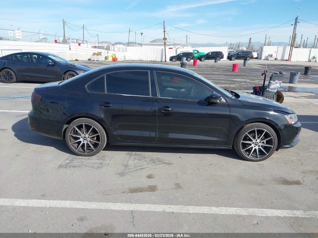 Продажа на аукционе авто 2017 Volkswagen Jetta 1.4t S, vin: 3VW2B7AJ3HM361523, номер лота: 44453036
