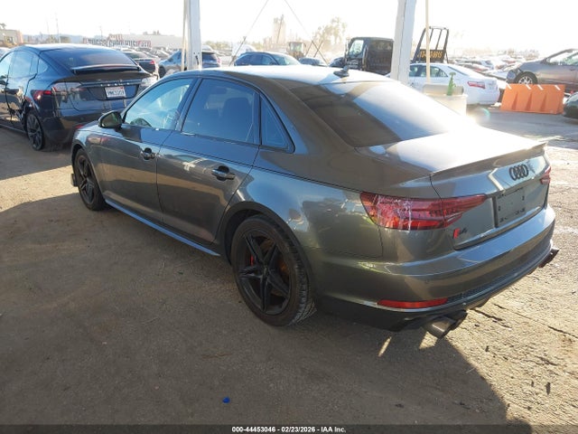 2018 AUDI S4 WAUB4AF42JA063428 Photo 2