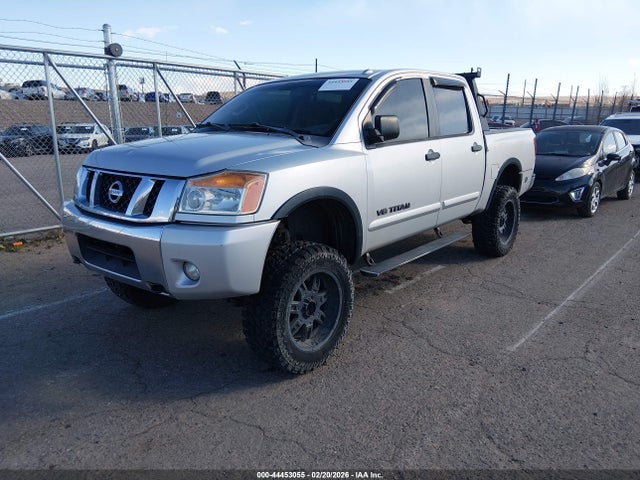 Nissan TITAN SV 2015 1N6BA0EC5FN510247 Image 2