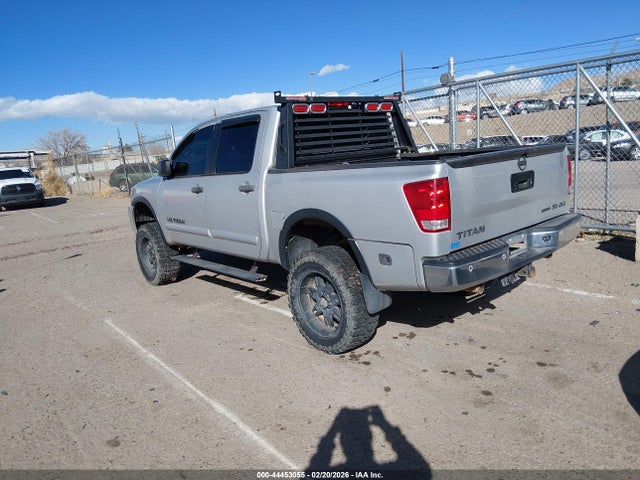Nissan TITAN SV 2015 1N6BA0EC5FN510247 Image 3