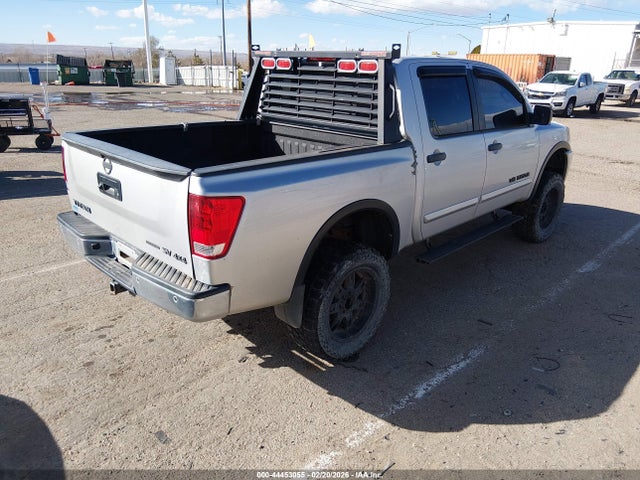 Nissan TITAN SV 2015 1N6BA0EC5FN510247 Image 4