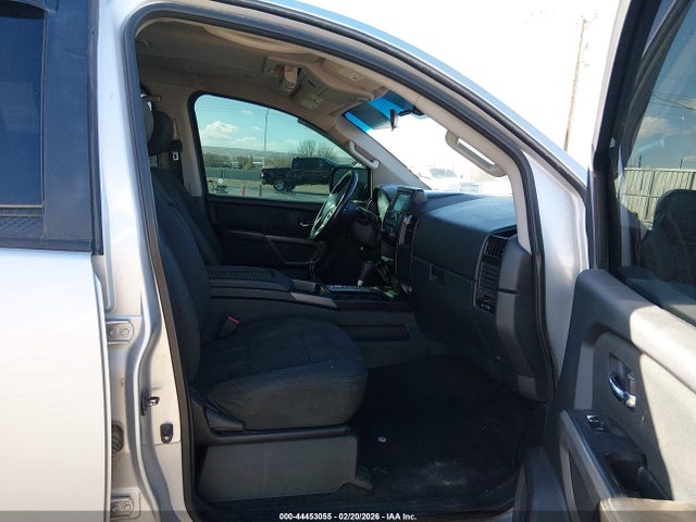 Nissan TITAN SV 2015 1N6BA0EC5FN510247 Image 5