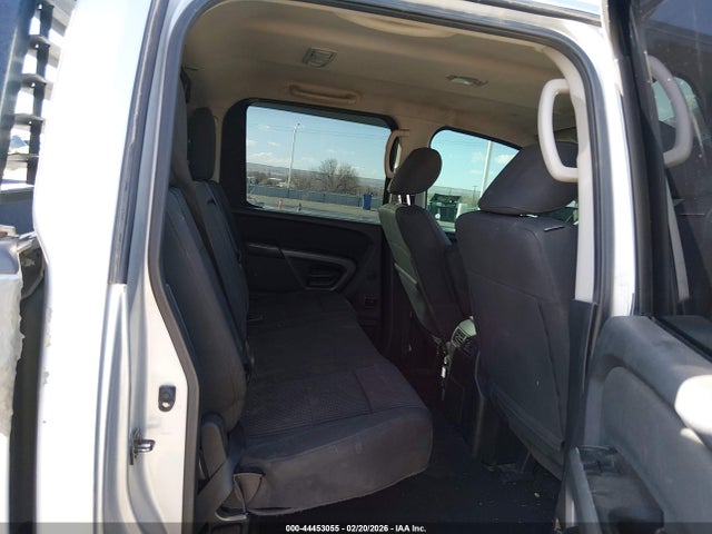 Nissan TITAN SV 2015 1N6BA0EC5FN510247 Image 8
