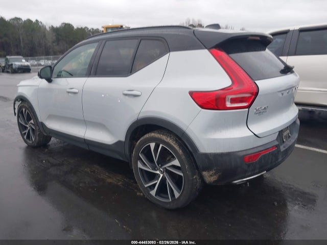 2020 VOLVO XC40 YV4162UM7L2234301 Photo 2