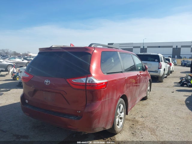 2019 TOYOTA SIENNA 5TDKZ3DCXKS985816 Photo 3