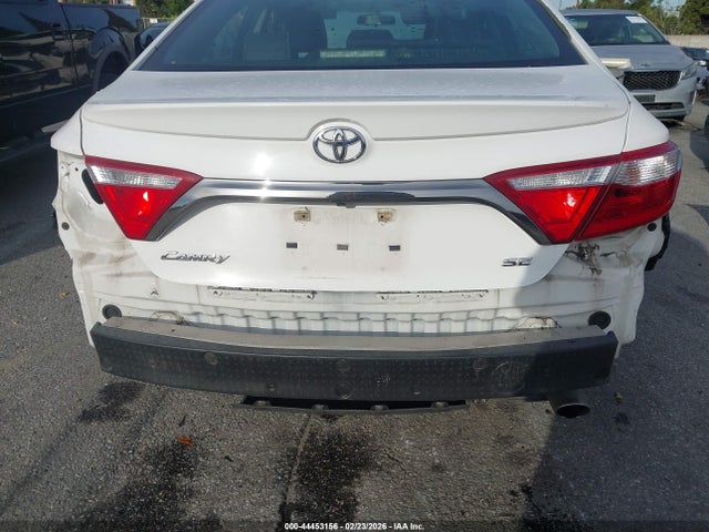 4T1BF1FK1FU042759 Toyota CAMRY SE
