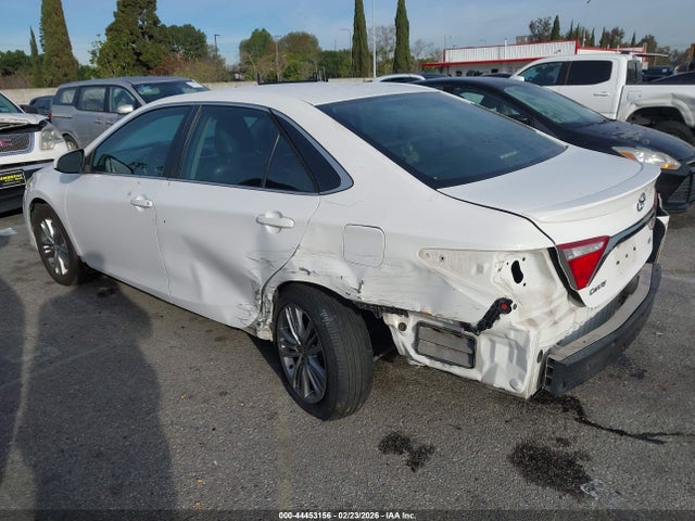 4T1BF1FK1FU042759 Toyota CAMRY SE