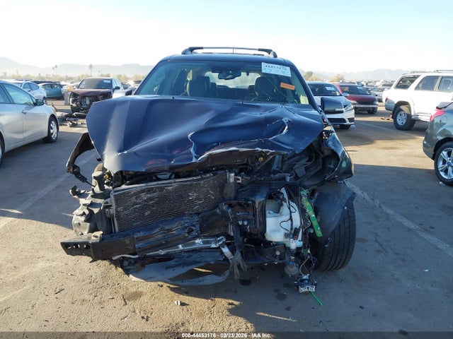 1GKKRSKD3HJ185021 GMC Acadia Limited