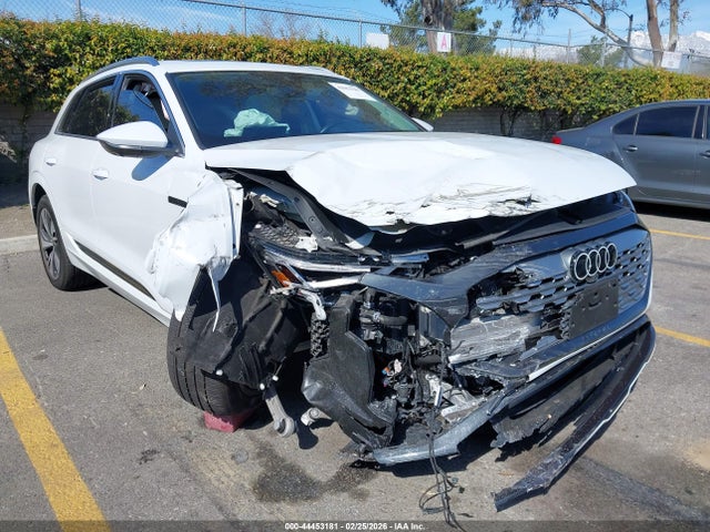 2024 AUDI Q8 E-TRON WA15AAGE7RB025077 Photo 5